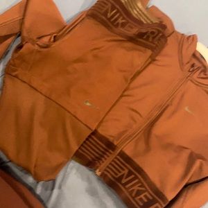 Top median legging small